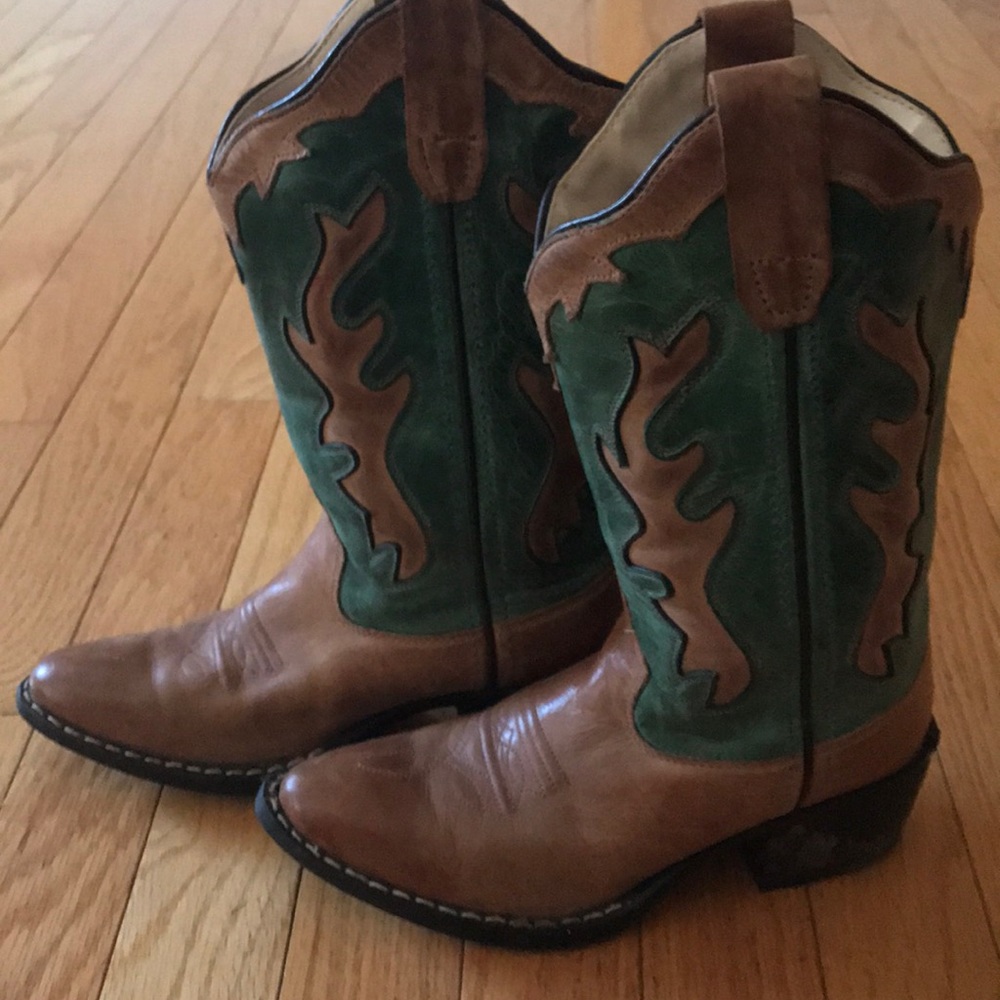 Old West  8181 cowboy boots- size 2 (little kid)